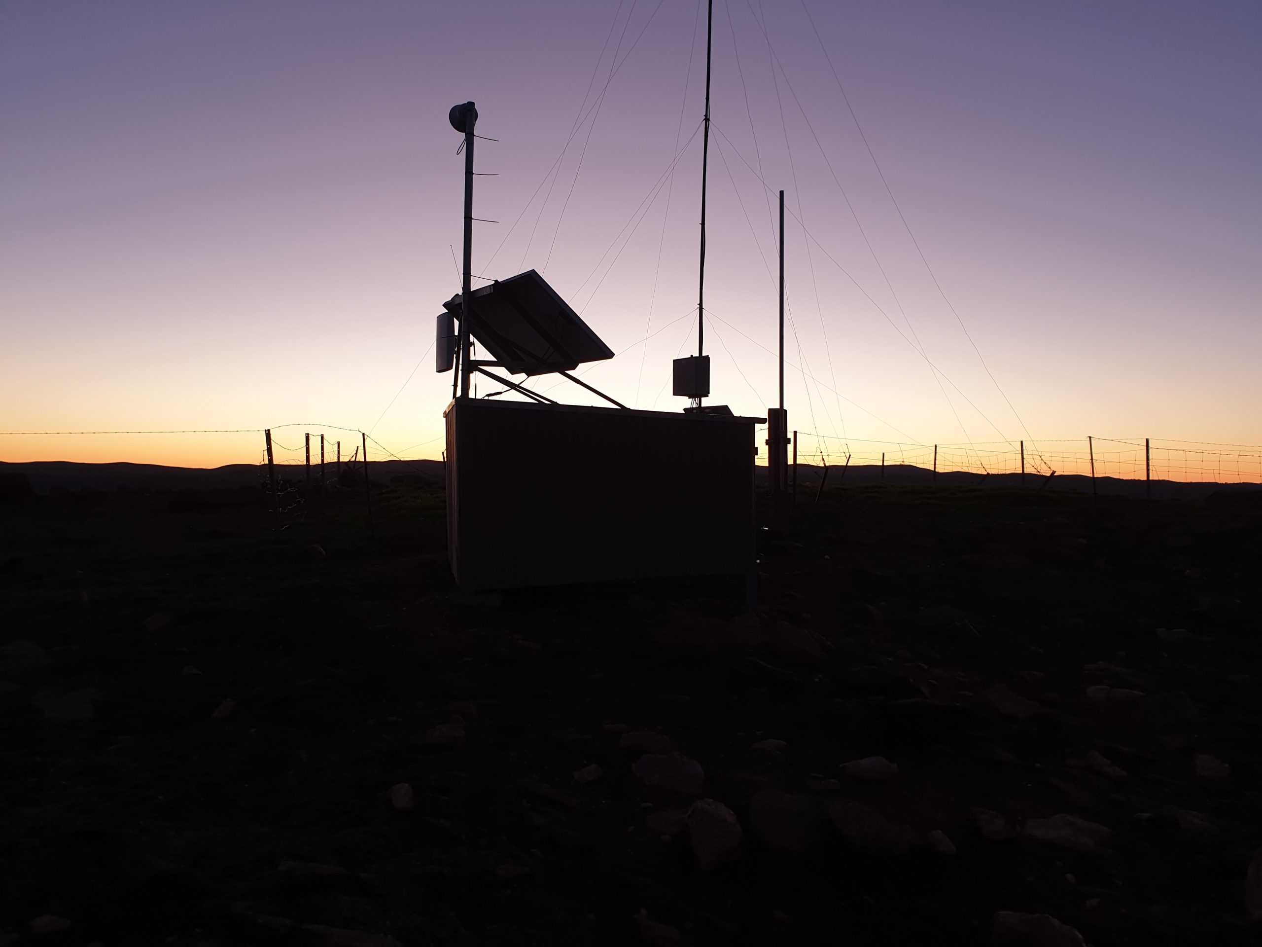 R&N Data custom point of presence on a mid-north farm at dusk